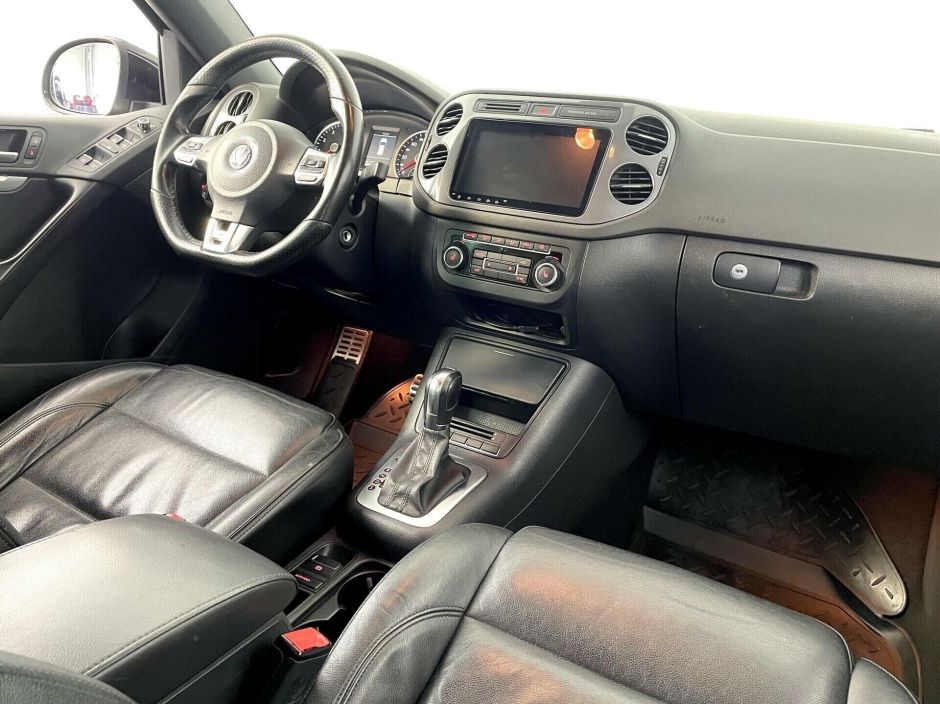Volkswagen Tiguan, 2.0 л, АТ, 2013 фото 10