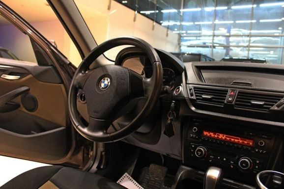 BMW X1, 2.0 л, АТ, 2012 фото 7