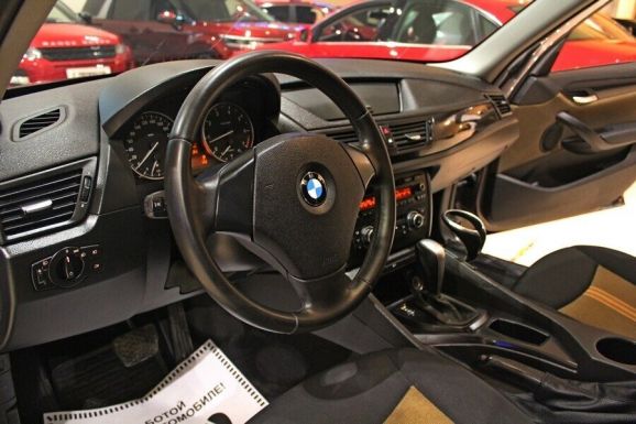 BMW X1, 2.0 л, АТ, 2012 фото 2