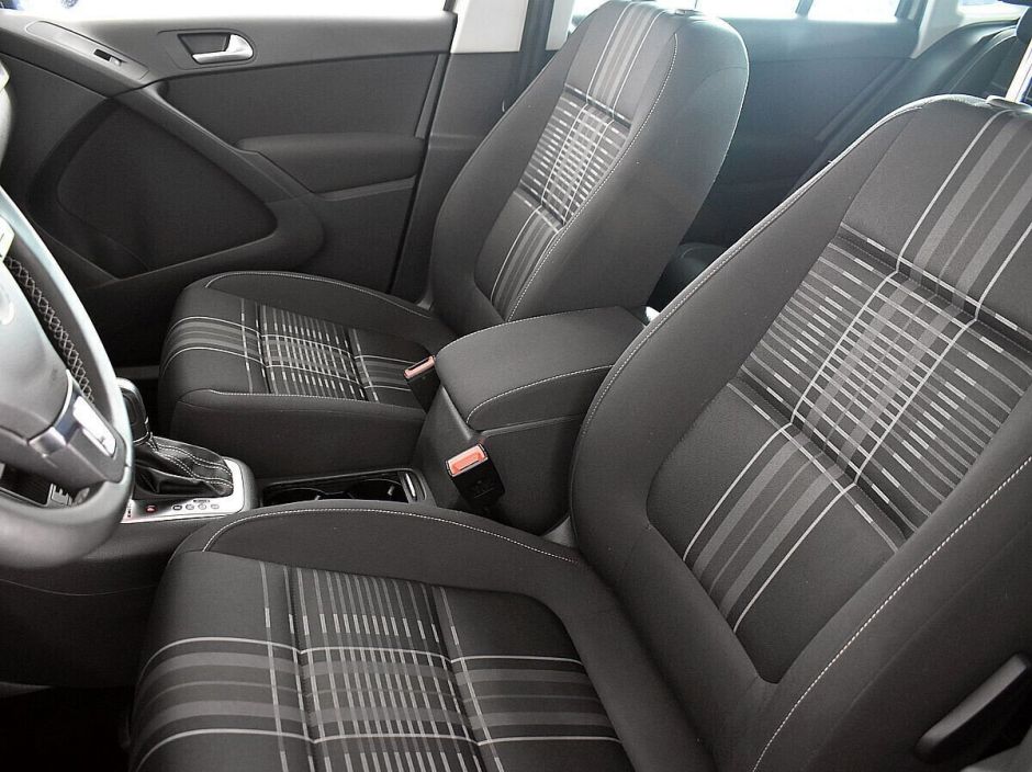 Volkswagen Tiguan, 2.0 л, АТ, 2014 фото 2