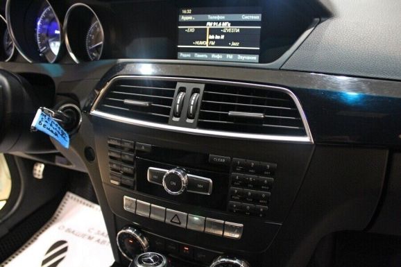 Mercedes-Benz C-Класс, 1.8 л, АТ, 2012 фото 8