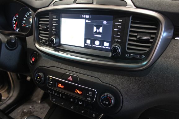 Kia Sorento, 2.2 л, АТ, 2017 фото 11