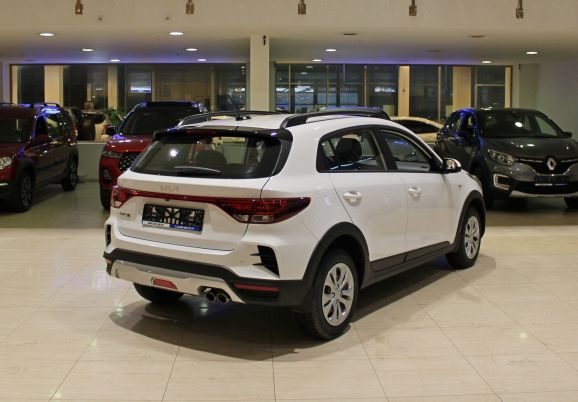 Kia Rio, 1.6 л, АТ, 2021 фото 5