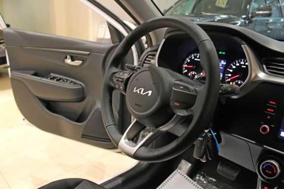Kia Rio, 1.6 л, АТ, 2021 фото 7