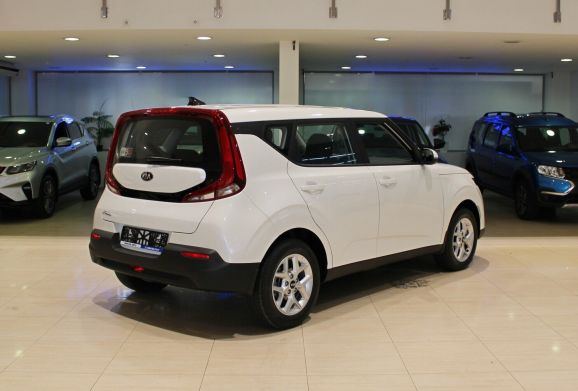 Kia Soul, 1.6 л, АТ, 2021 фото 5