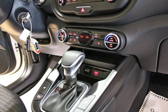 Kia Soul, 1.6 л, АТ, 2021 фото 10