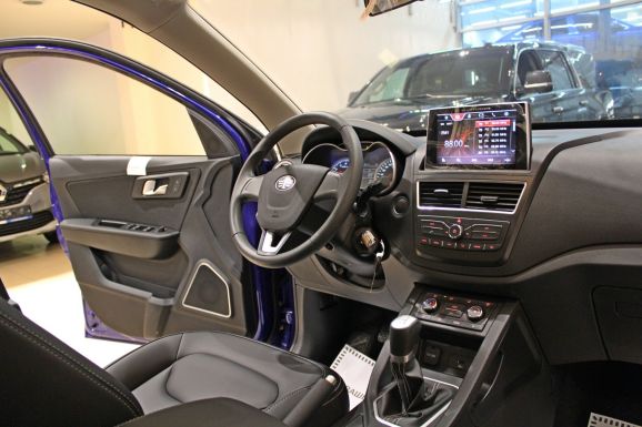 FAW Besturn X40, 1.6 л, МТ, 2020 фото 9