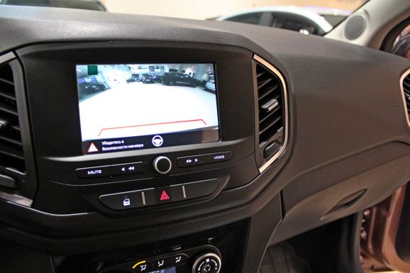 LADA (ВАЗ) XRAY, 1.8 л, МТ, 2021 фото 2