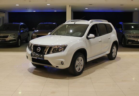Nissan Terrano, 1.6 л, МТ, 2017 фото 3