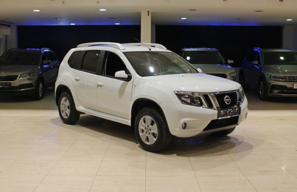 Nissan Terrano, 1.6 л, МТ, 2017 фото 5