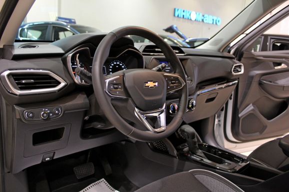 Chevrolet TrailBlazer, 1.3 л, Вариатор, 2022 фото 10