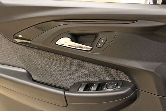 Chevrolet TrailBlazer, 1.3 л, Вариатор, 2021 фото 2