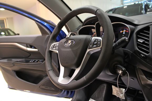 LADA (ВАЗ) Vesta, 1.6 л, Вариатор, 2019 фото 8