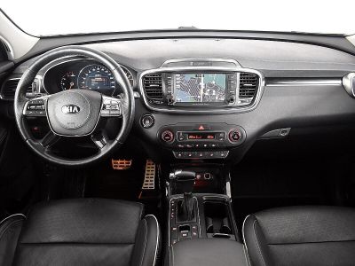 Kia Sorento, 2.2 л, АКПП, 2018 фото 6