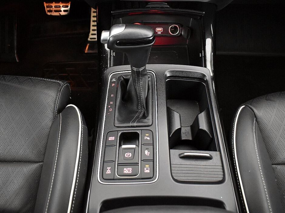 Kia Sorento, 2.2 л, АТ, 2018 фото 8