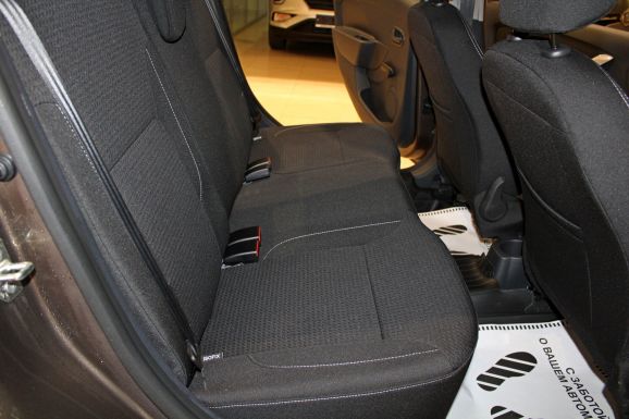 Renault Logan, 1.6 л, АТ, 2019 фото 1