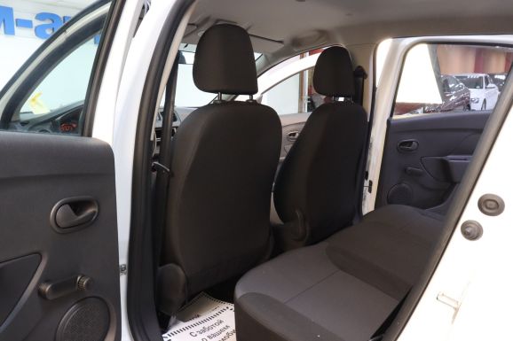 Renault Logan, 1.6 л, МТ, 2018 фото 1