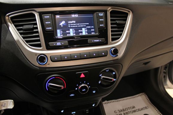 Hyundai Solaris, 1.6 л, МТ, 2022 фото 11