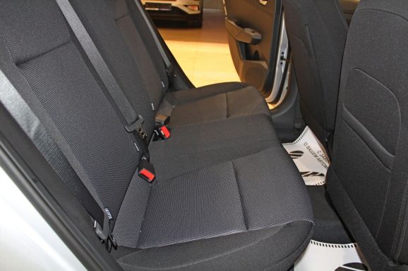 Hyundai Solaris, 1.6 л, МТ, 2022 фото 1