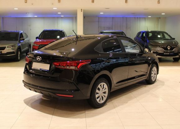 Hyundai Solaris, 1.6 л, АТ, 2022 фото 4