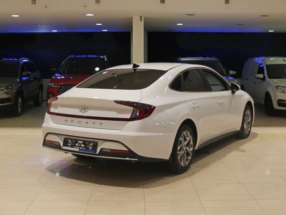 Hyundai Sonata, 2.0 л, АТ, 2022 фото 6