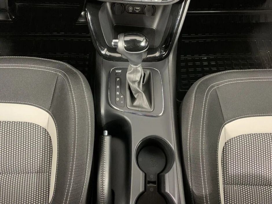 Kia Ceed, 1.6 л, АТ, 2018 фото 9