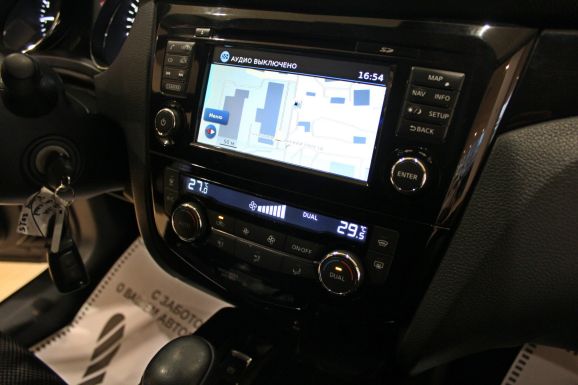 Nissan Qashqai, 2.0 л, Вариатор, 2017 фото 2