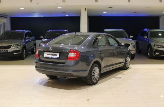 Skoda Rapid, 1.6 л, АТ, 2015 фото 4