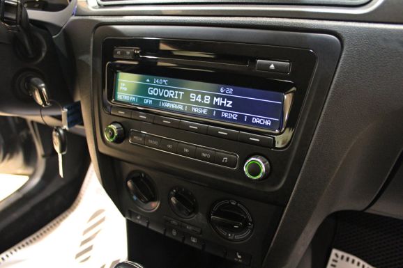 Skoda Rapid, 1.6 л, АТ, 2015 фото 2