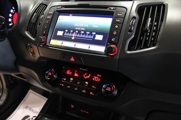 Kia Sportage, 2.0 л, АТ, 2012 фото 2