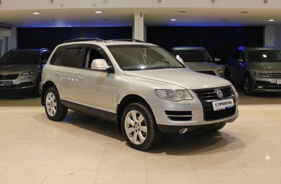 Volkswagen Touareg, 2.5 л, АТ, 2010 фото 4