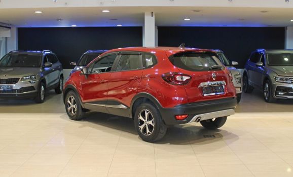 Renault Kaptur, 1.6 л, Вариатор, 2021 фото 6