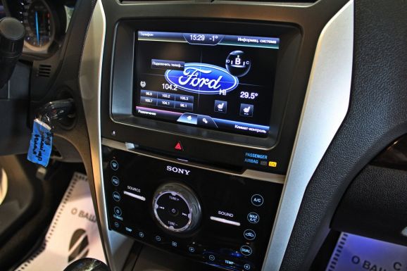 Ford Explorer, 3.5 л, АТ, 2012 фото 11