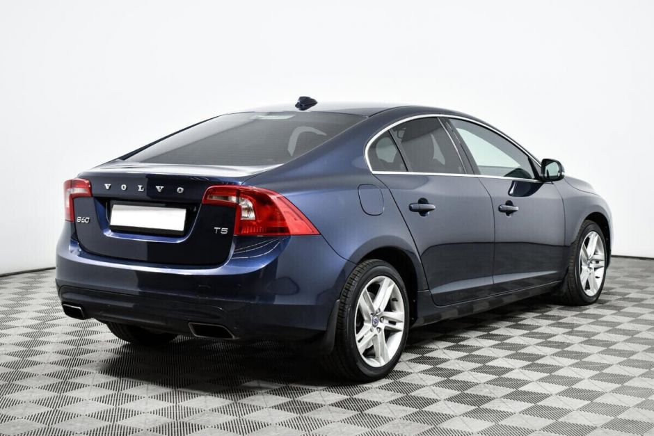 Volvo S60, 2.5 л, АТ, 2014 фото 4