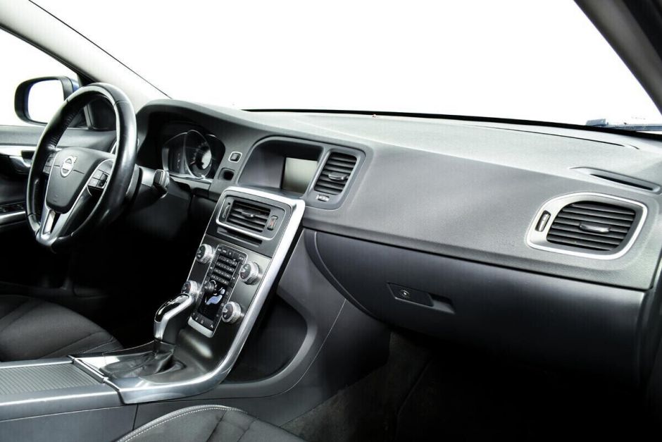 Volvo S60, 2.5 л, АТ, 2014 фото 2