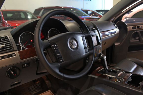 Volkswagen Touareg, 2.5 л, АТ, 2008 фото 7