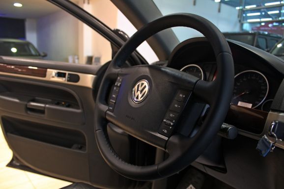 Volkswagen Touareg, 2.5 л, АТ, 2008 фото 10