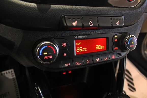 Kia Ceed, 1.6 л, АТ, 2013 фото 2