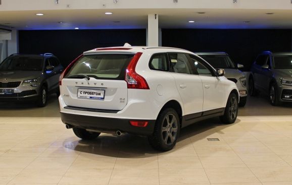 Volvo XC60, 2.4 л, АТ, 2013 фото 4