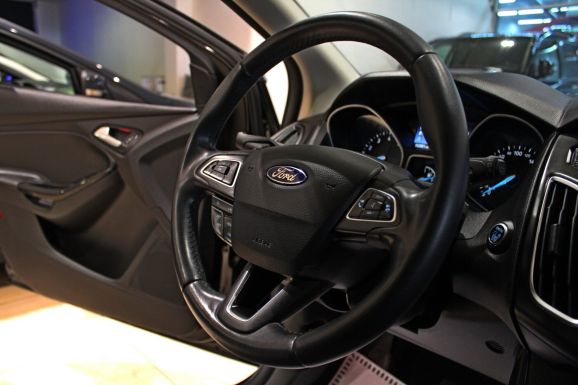 Ford Focus, 1.6 л, Робот, 2018 фото 9