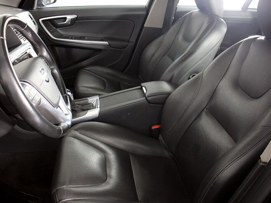 Volvo S60, 2.0 л, АТ, 2014 фото 2