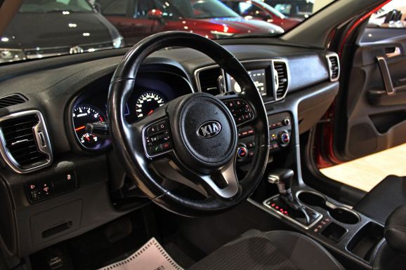 Kia Sportage, 2.0 л, АТ, 2018 фото 7