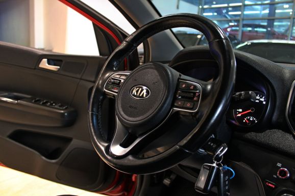 Kia Sportage, 2.0 л, АТ, 2018 фото 8