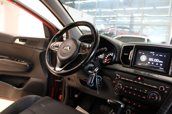 Kia Sportage, 2.0 л, АТ, 2018 фото 9