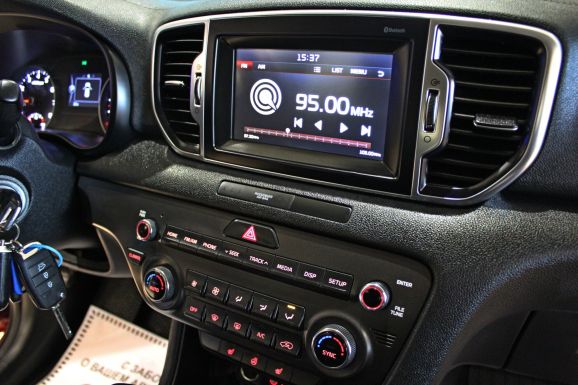 Kia Sportage, 2.0 л, АТ, 2018 фото 2