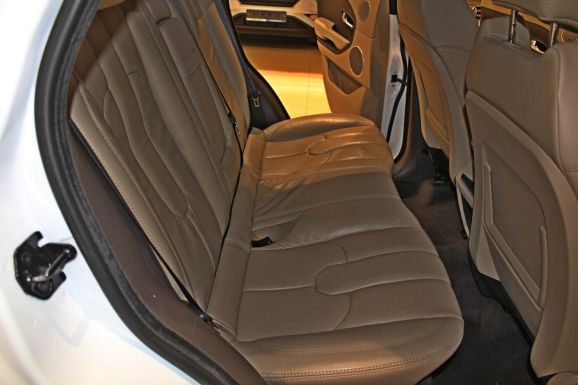 Land Rover Range Rover Evoque, 2.2 л, АТ, 2014 фото 1