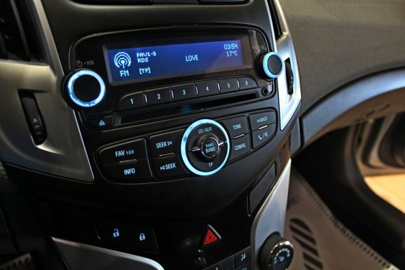 Chevrolet Cruze, 1.4 л, АТ, 2013 фото 2