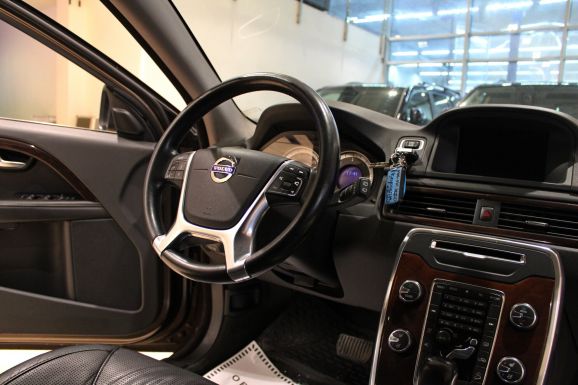 Volvo XC70, 2.4 л, АТ, 2011 фото 7