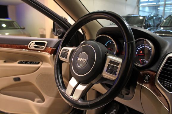 Jeep Grand Cherokee, 3.0 л, АТ, 2010 фото 8