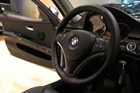 BMW 3 серии, 2.0 л, АТ, 2010 фото 7